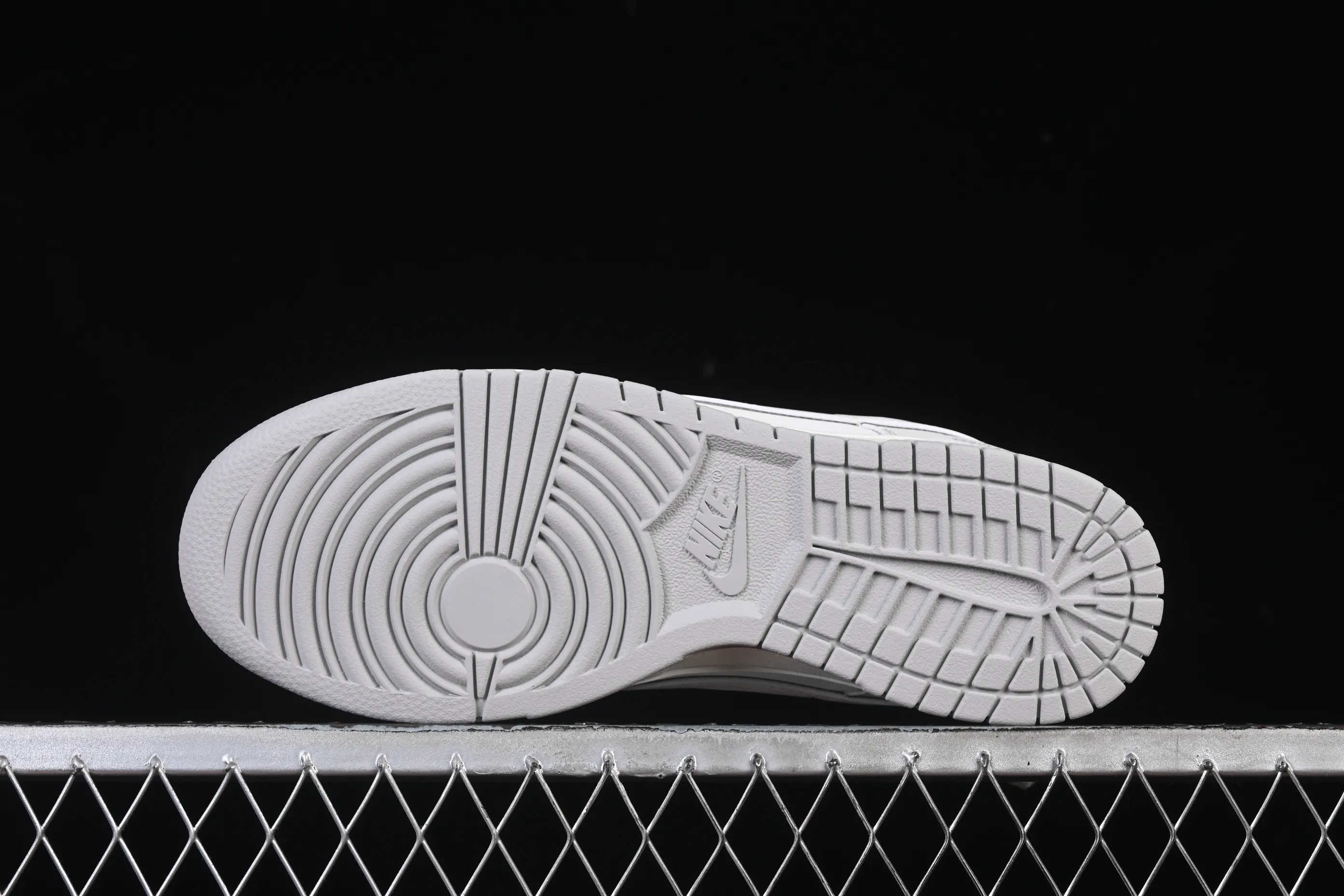 All categories Nk SB Dunk Series Nk SB Dunk Low High-end customized low-top sneakers Nike SB Dunk Low "Just Do It" Anniversary high-end customized low-top casual sneakers WG0508-046